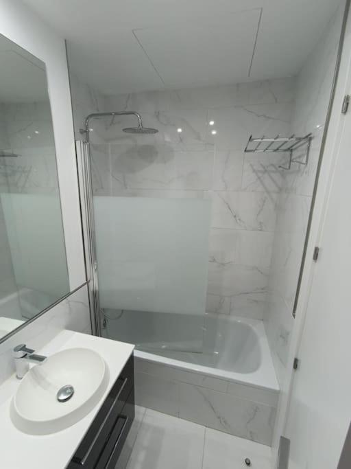 Apartamento ¡al Lado De La Clinica Oftalmologica Vega! Oviedo