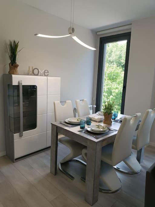 Apartamento ¡al Lado De La Clinica Oftalmologica Vega! *