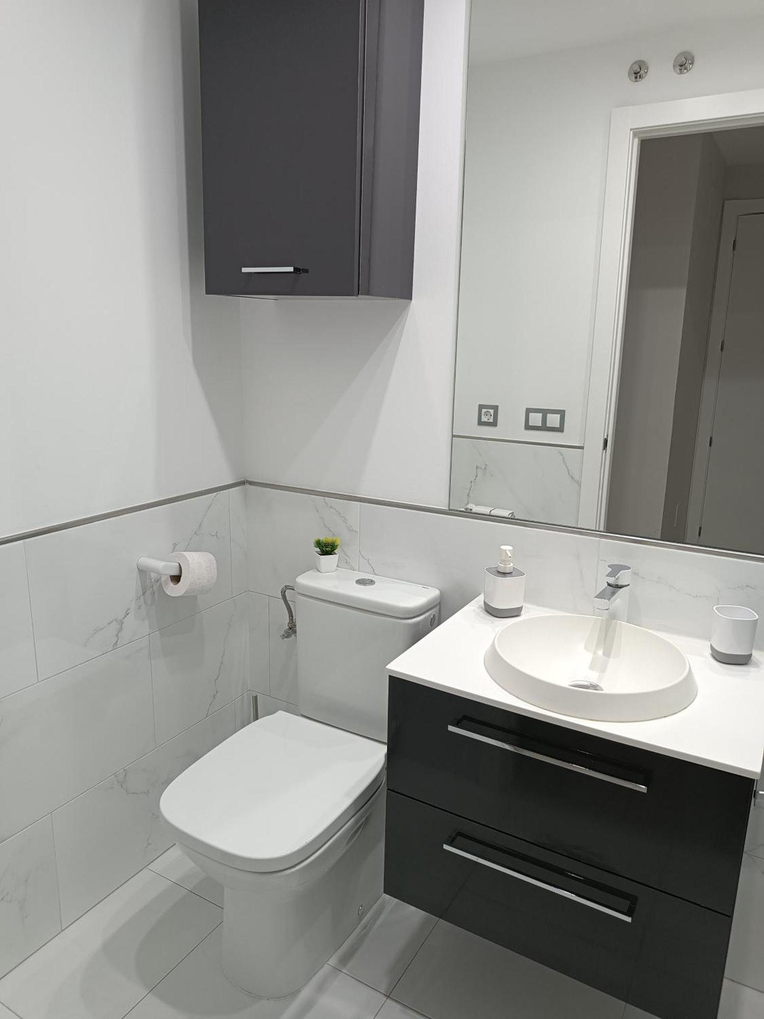 Apartamento ¡al Lado De La Clinica Oftalmologica Vega! *