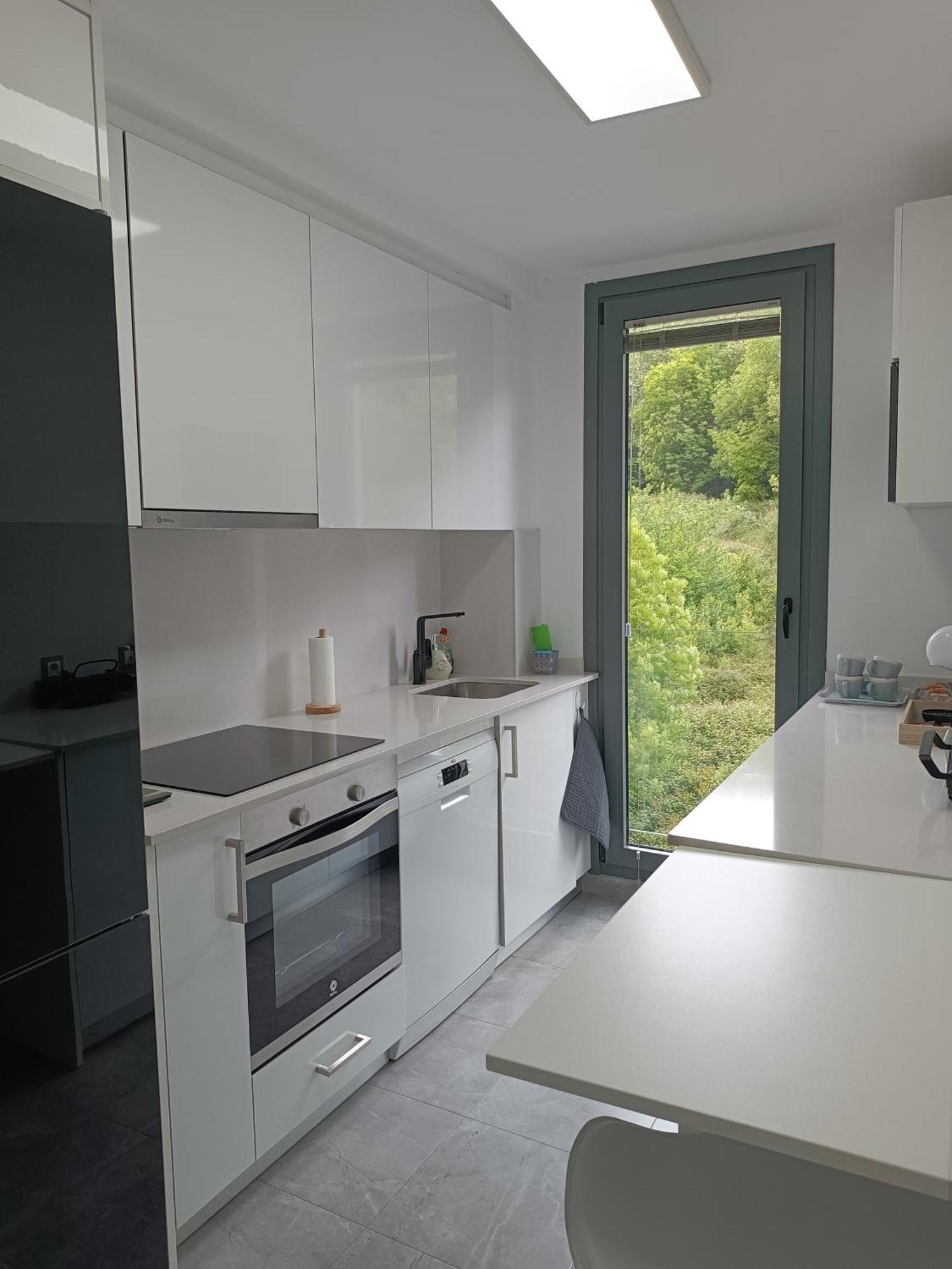 Apartamento ¡al Lado De La Clinica Oftalmologica Vega!